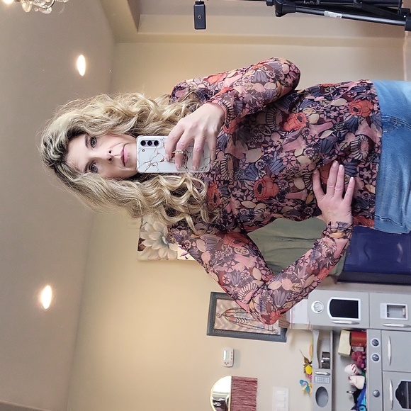 By Anthropologie Mock Neck Light As Air Slim Fit Neck Long Sleeves Floral Large - Picture 5 of 13